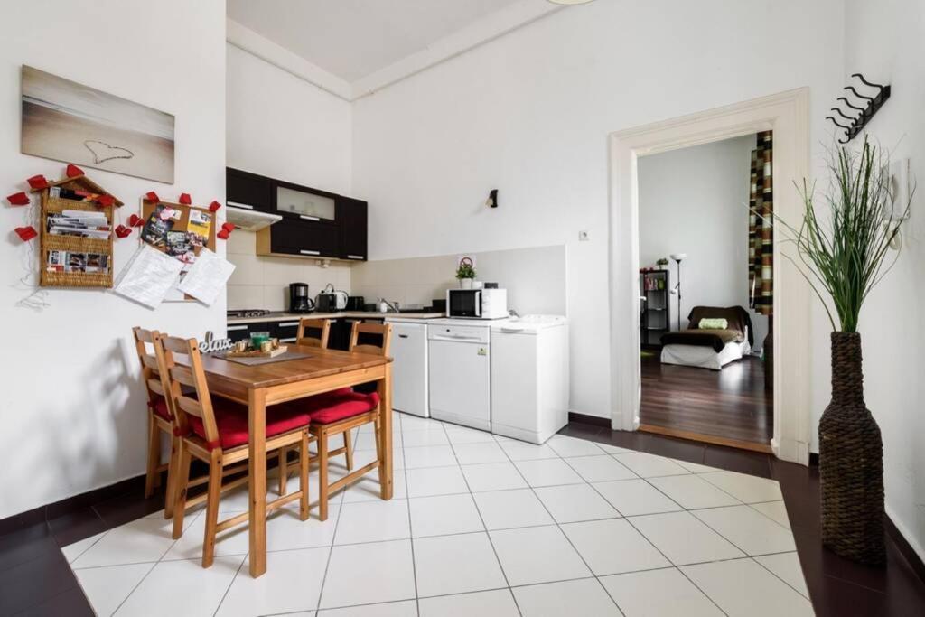 Diamond Home Apartment - City Center — Photos 1